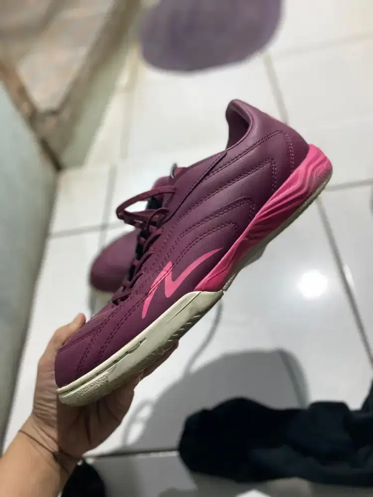 Sepatu futsal specs metasala