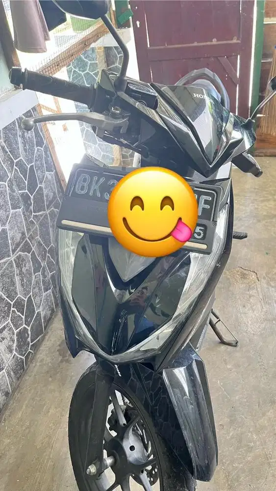 Di jual Motor beat hitam thn 2021