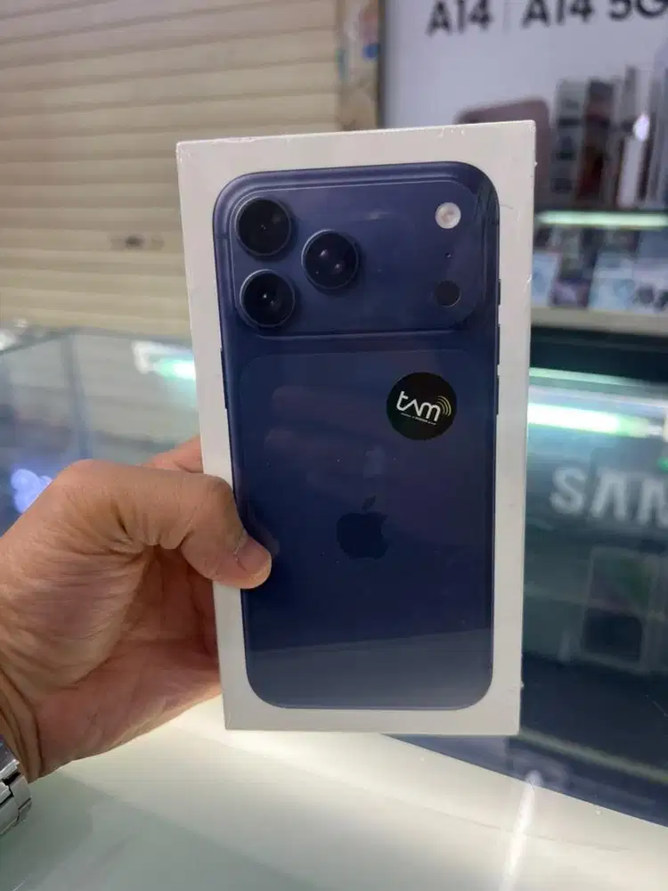 Iphone 17 promax 256 Blue Ibox