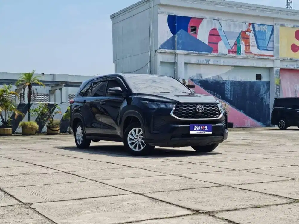 Toyota Innova ZENIX 2.0 G CVT MATIC AT 2024 Hitam KM 58RB