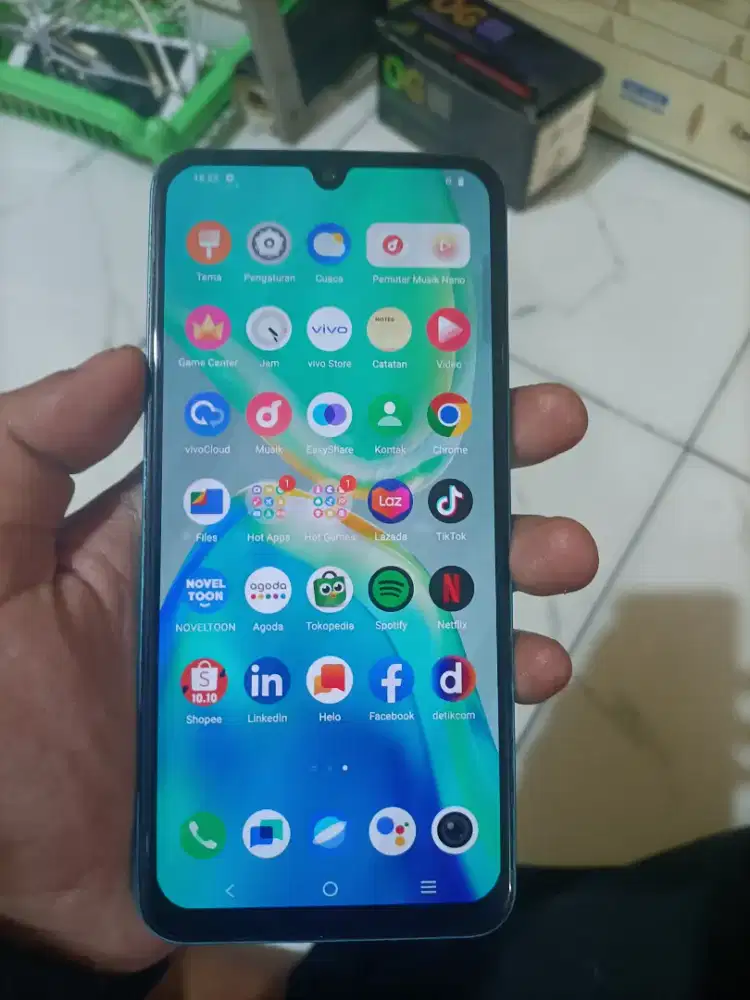 Vivo v25 8+8/256