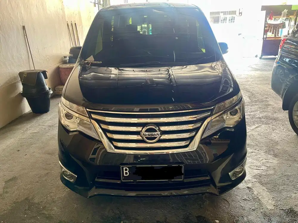 Cash Serena HWS 2015 low km tangan pertama