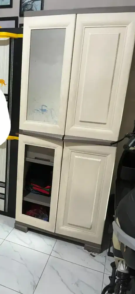 Lemari pakaian olimplast 2 pintu