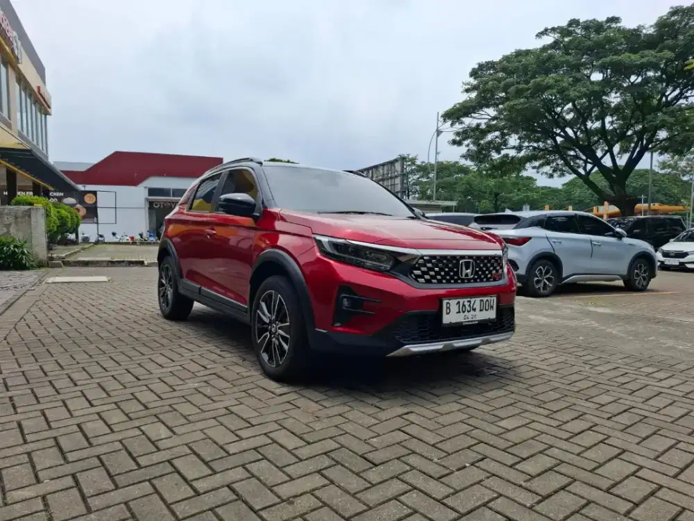 Honda WRV RS AT Two Tone 2024 Merah
