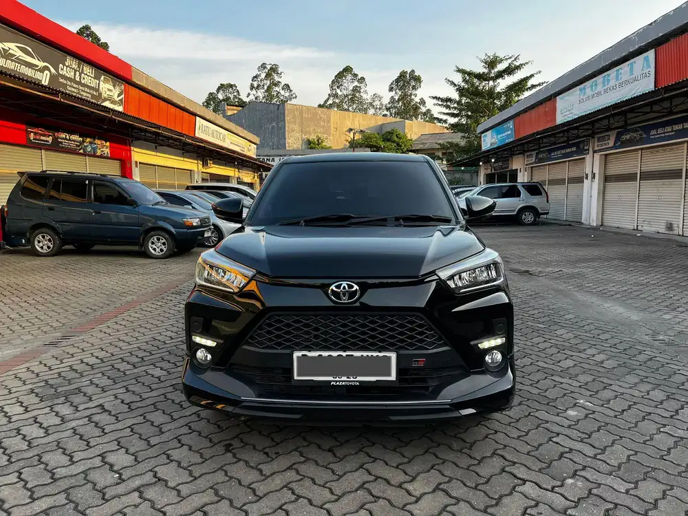 TOYOTA RAIZE GR TURBO AT 2023 KEYLESS ON OFF ENGINE!!