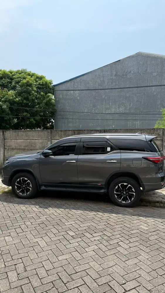 FORTUNER 2.8 GR SPORT 2022 PRIBADI