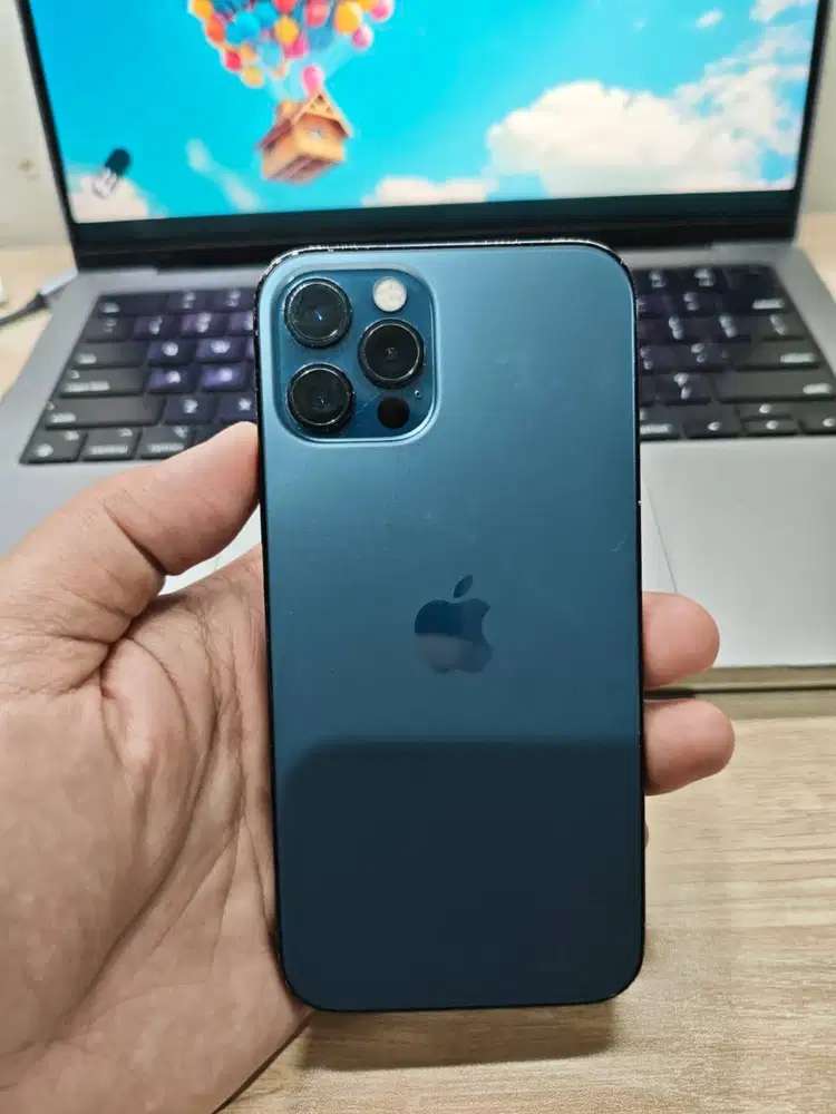 Iphone 12 Pro 256 GB Resmi Ibox Kondisi Normal Fisik Baik