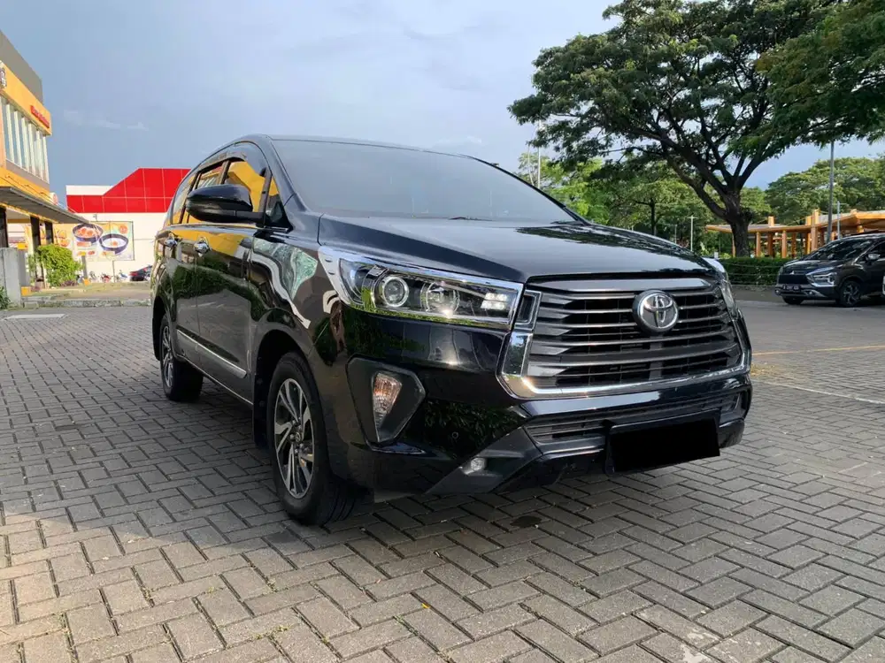 SIAP JALAN!! TOYOTA INNOVA 2.4 V DIESEL AT MATIC 2022 HITAM