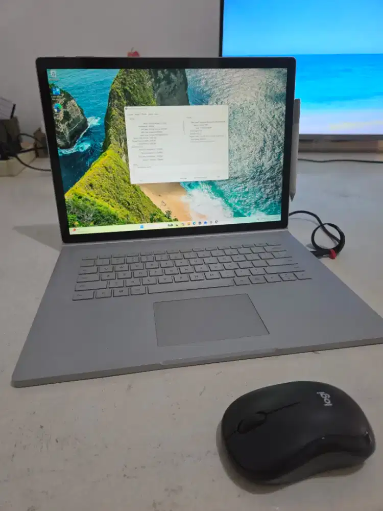 Dijual Laptop Microsoft Surface Book 2, layar 15 inch