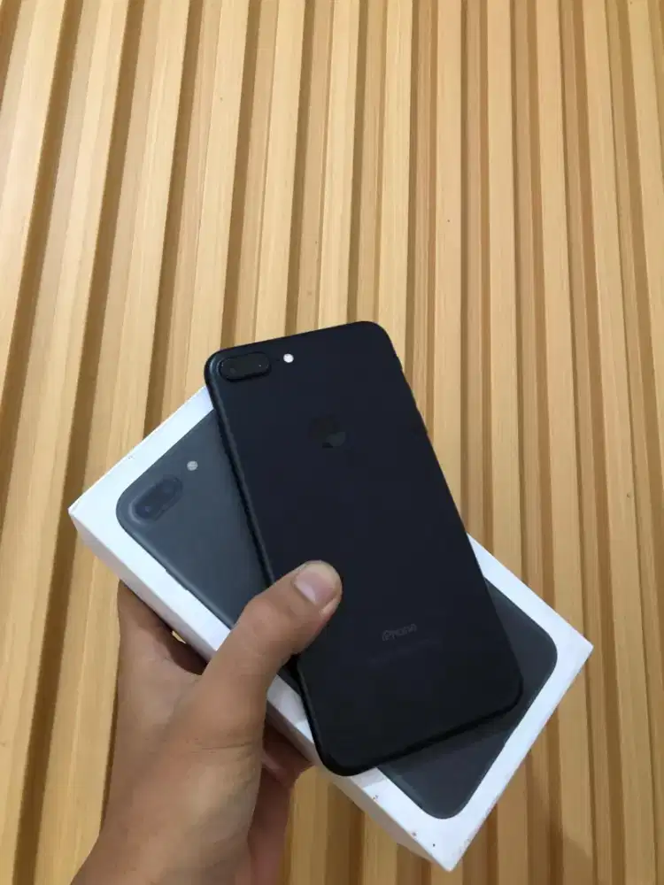 iphone 7 plus 128GB