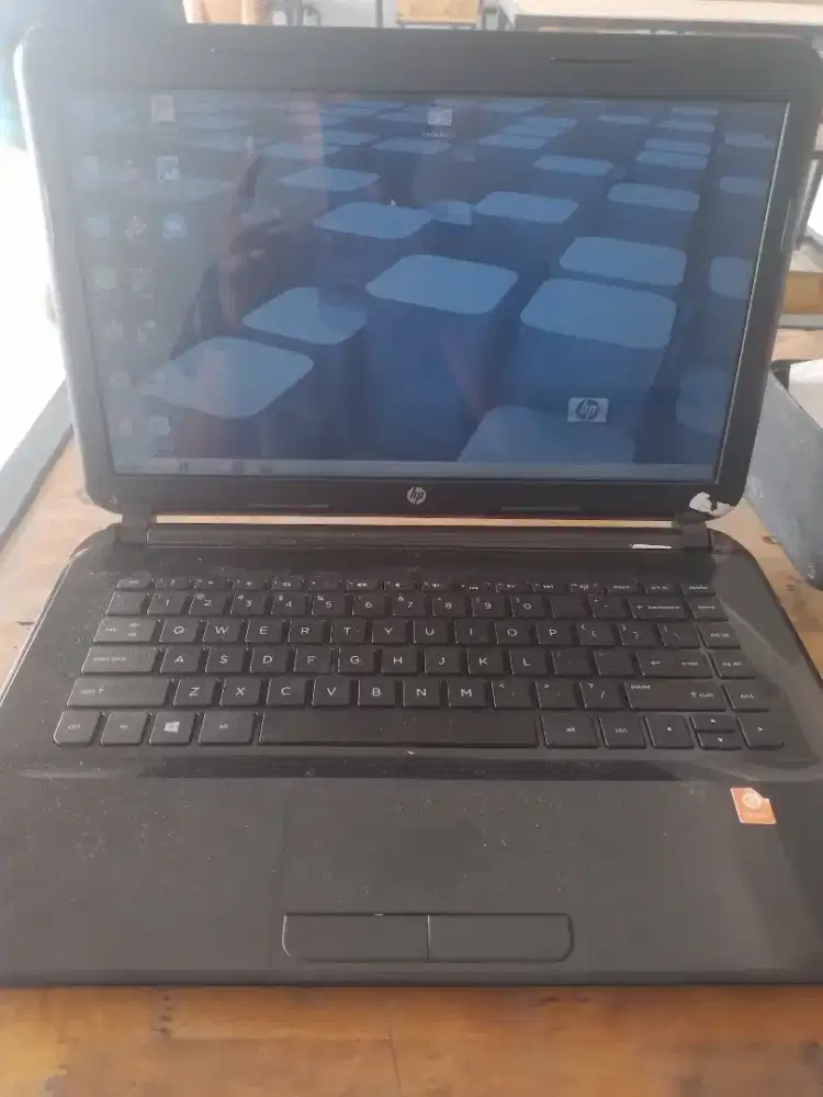 Laptop merk hp second