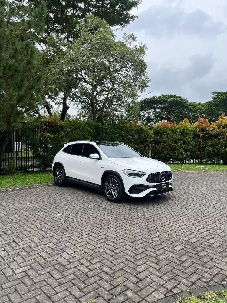 Mercedes Benz GLA 35 AMG 2025