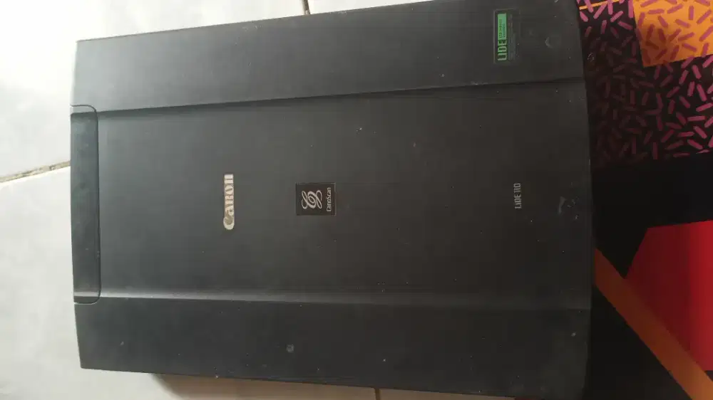 Scan canon lide 110