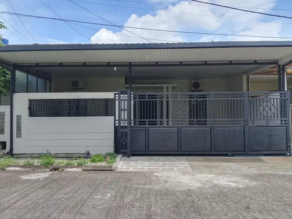 Dijual Rumah Semi Furnished di Taman Holis Indah Siap Huni