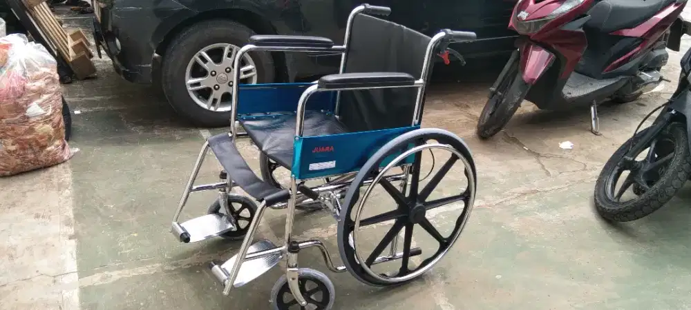 Kursi roda merk juara