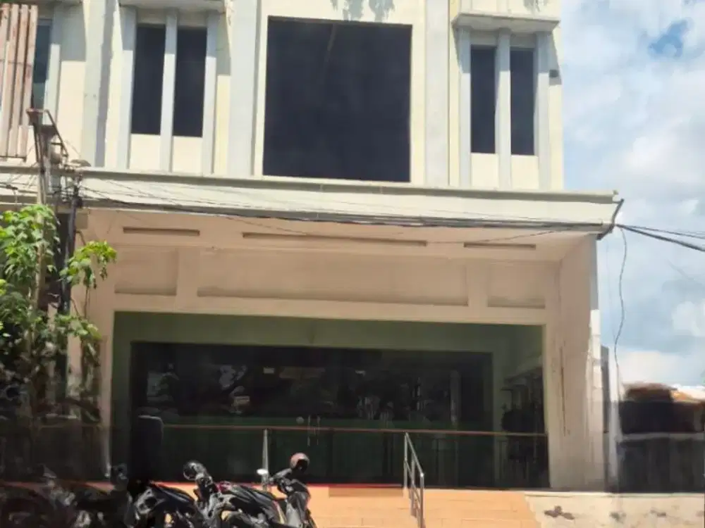 Bnagunan Komersial Hr Muhammad