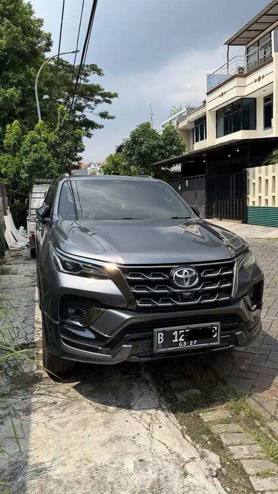 FORTUNER 2.8 GR SPORT 2022 PRIBADI