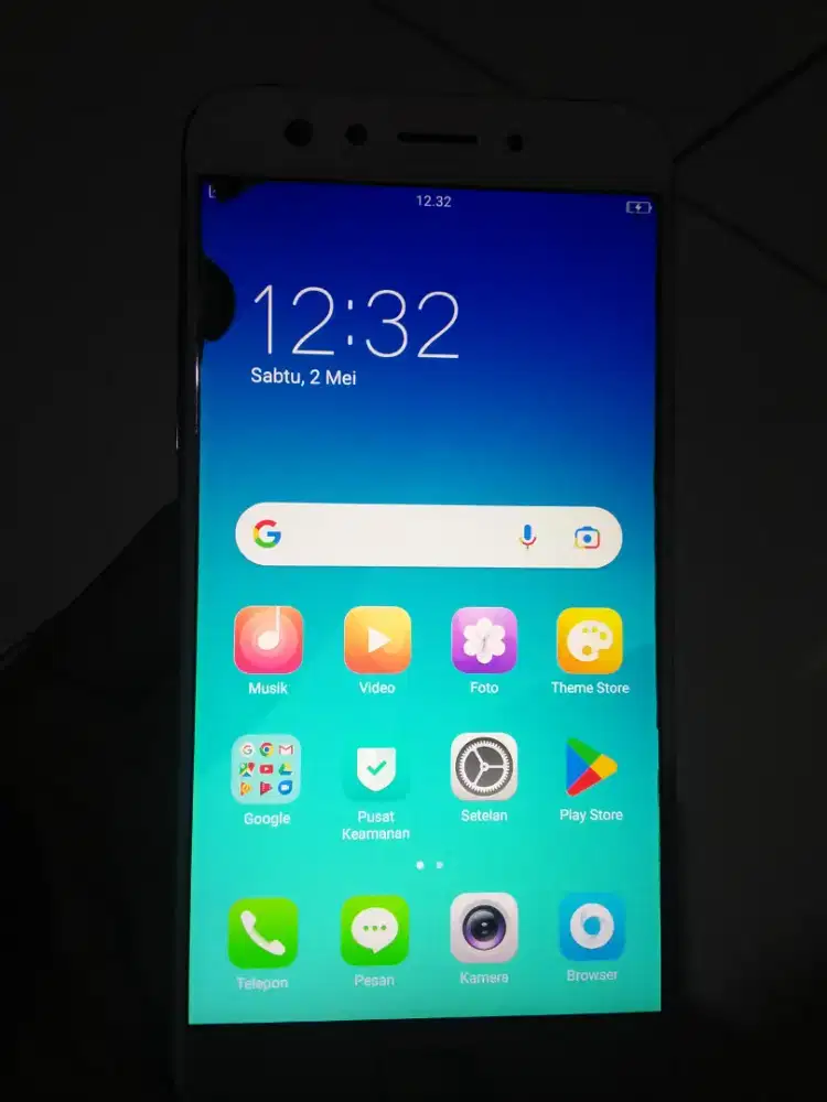 Oppo f3 4/64 hp only