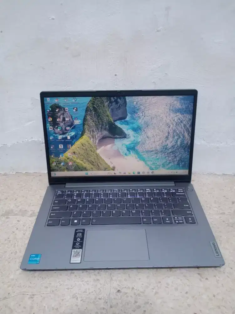 Laptop Murah Lenovo Ideapad slim 3 core i3 gen11 ram 8 SSD 256