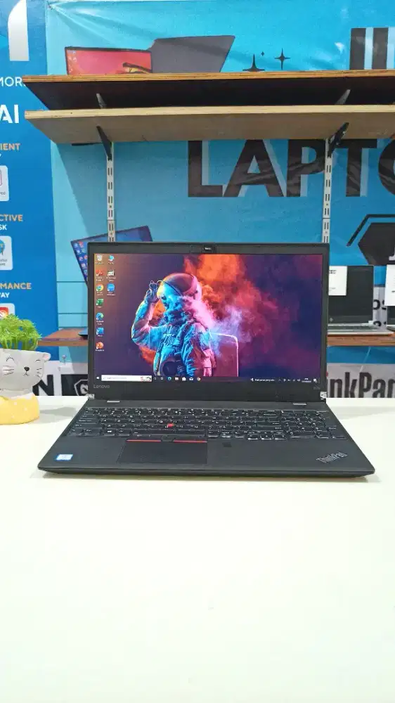 Laptop Gaming Lenovo Thinkpad P570 Ram 8 GB, intel Core i7-Gen7