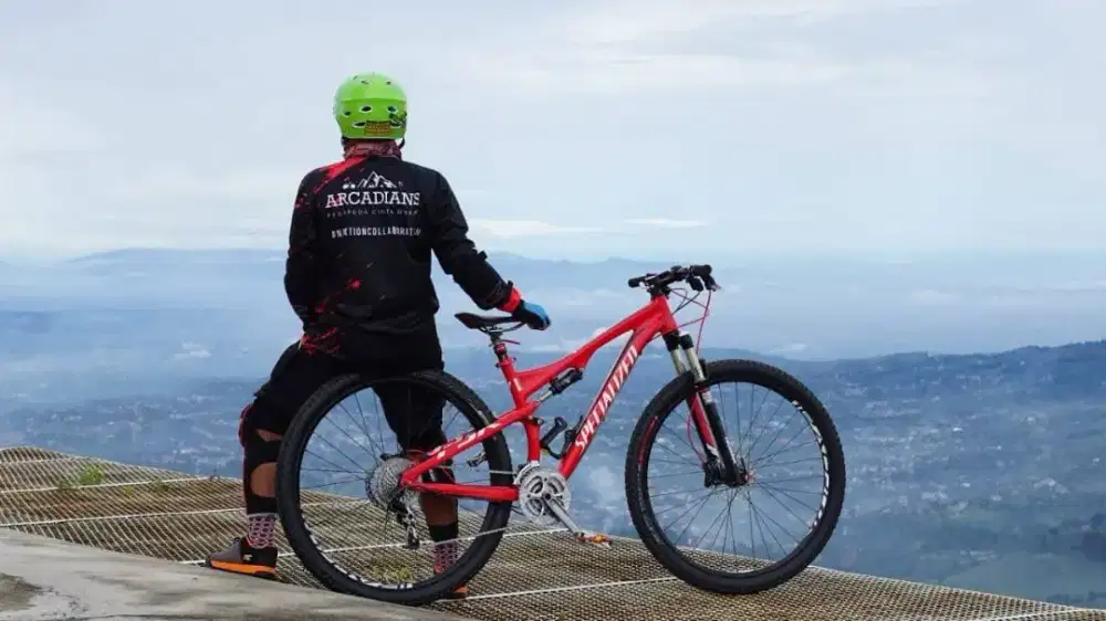 Sepeda MTB Spezialized Epic FSR 29er edisi pindahan