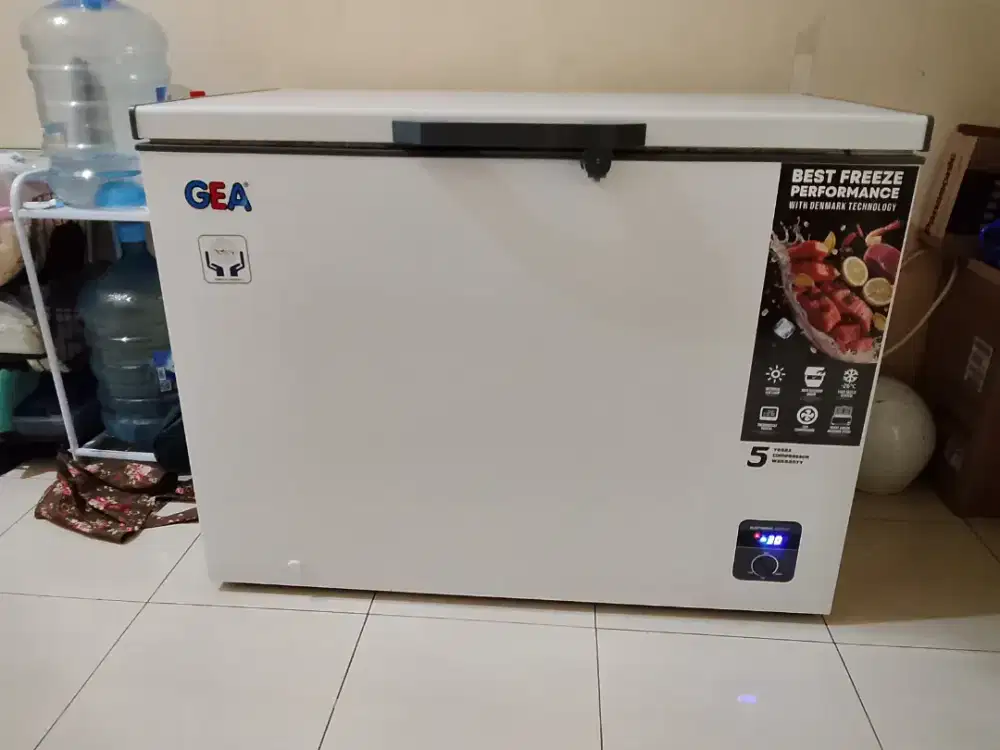 Freezer Gea AB 318 R