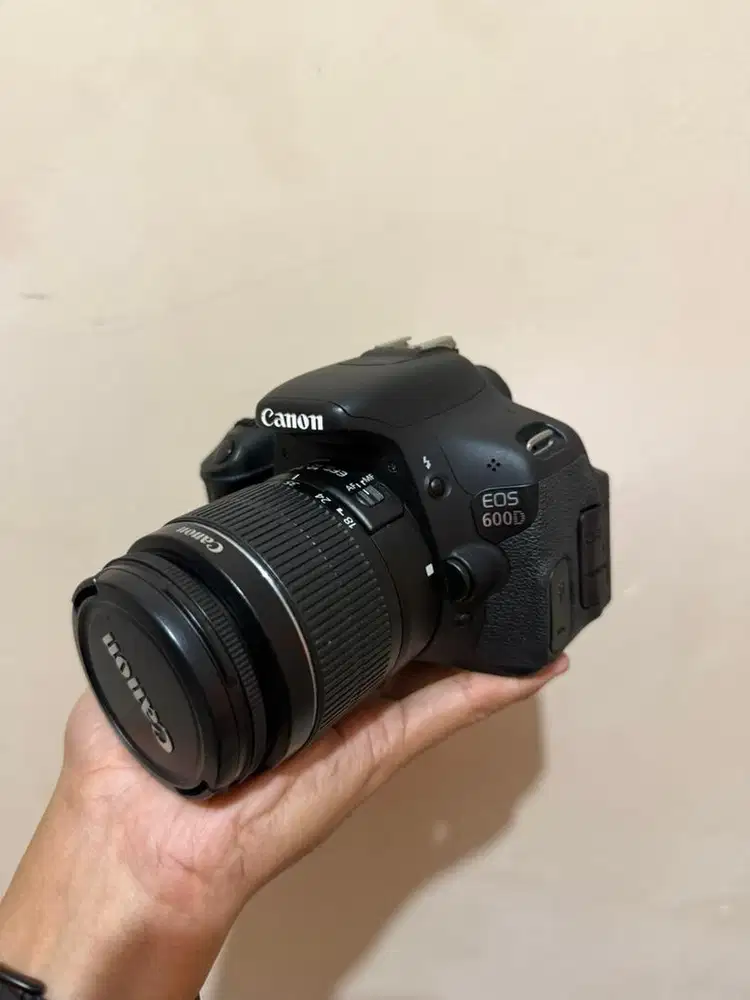 Canon 600D Fullshet Tas mulus likenew