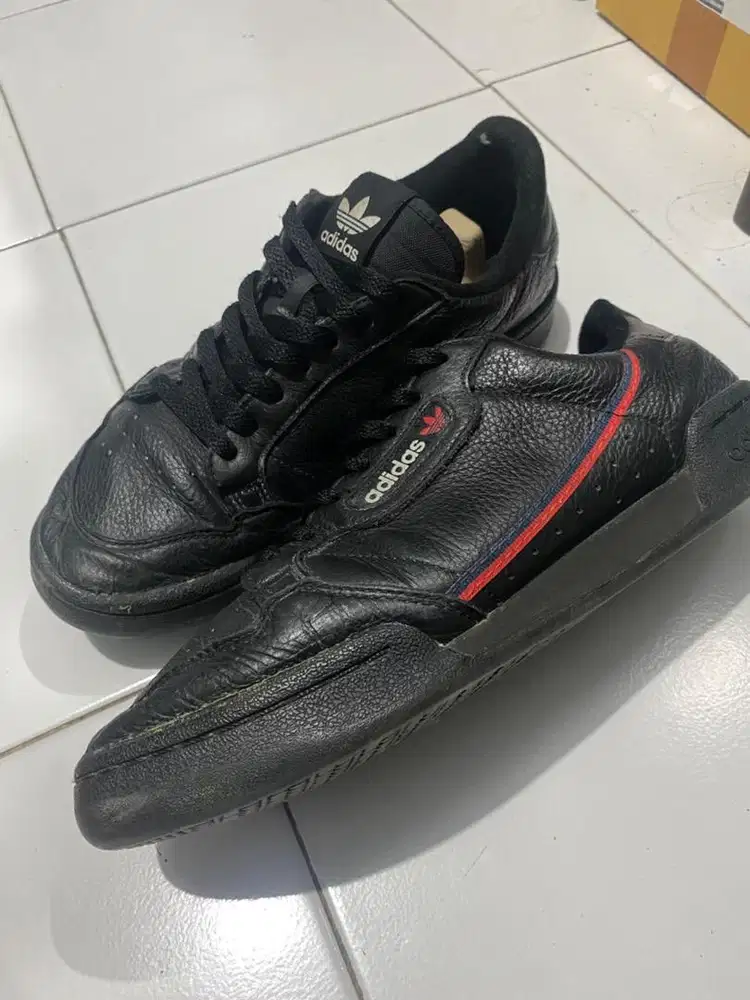 Adidas continental 80