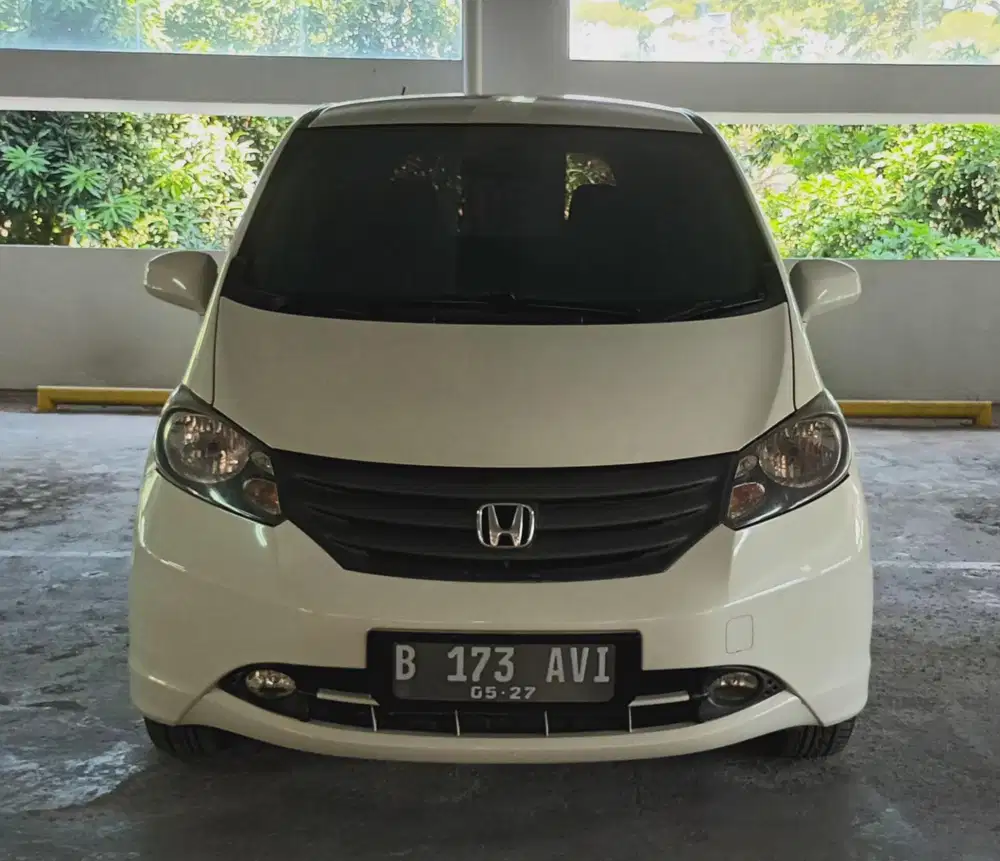 Honda Freed 2012 Bensin