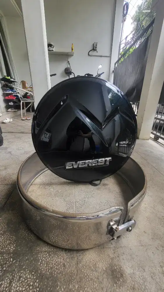 Cover Ban Ford Everest Gen 1