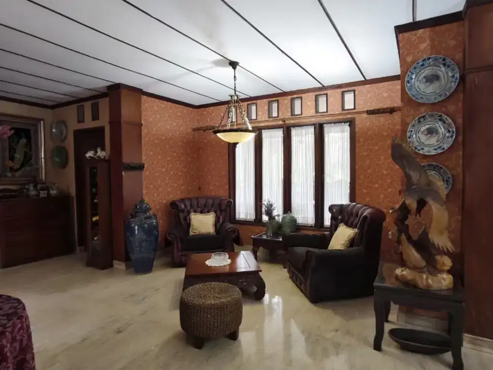 Dijual Rumah Cantik Strategis Ada Musholla Dekat Pasar Modern di Sektor 9 Bintaro Gb-17861
