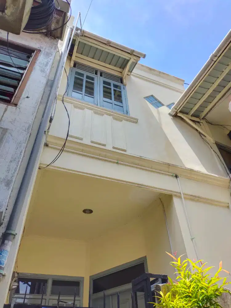 [DIKONTRAKAN] RUMAH 2 LANTAI DI JAKARTA PUSAT