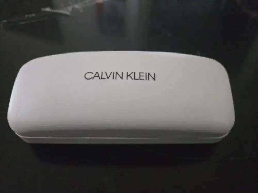 Kacamata Calvin Klein Original 100% Like New