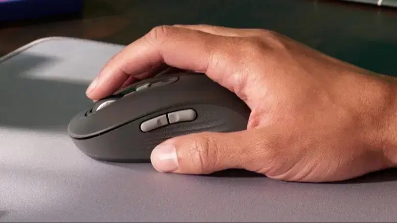 Logitech Mouse M750