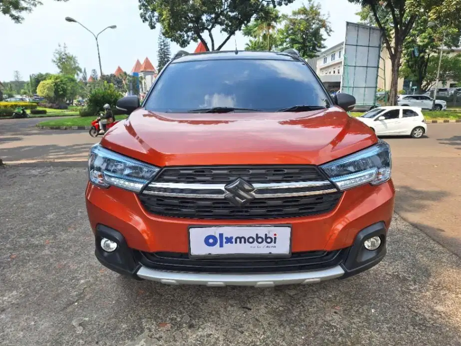DP MURAH Suzuki XL7 1.5 Alpha Bensin-AT 2020 Orange CWZWB