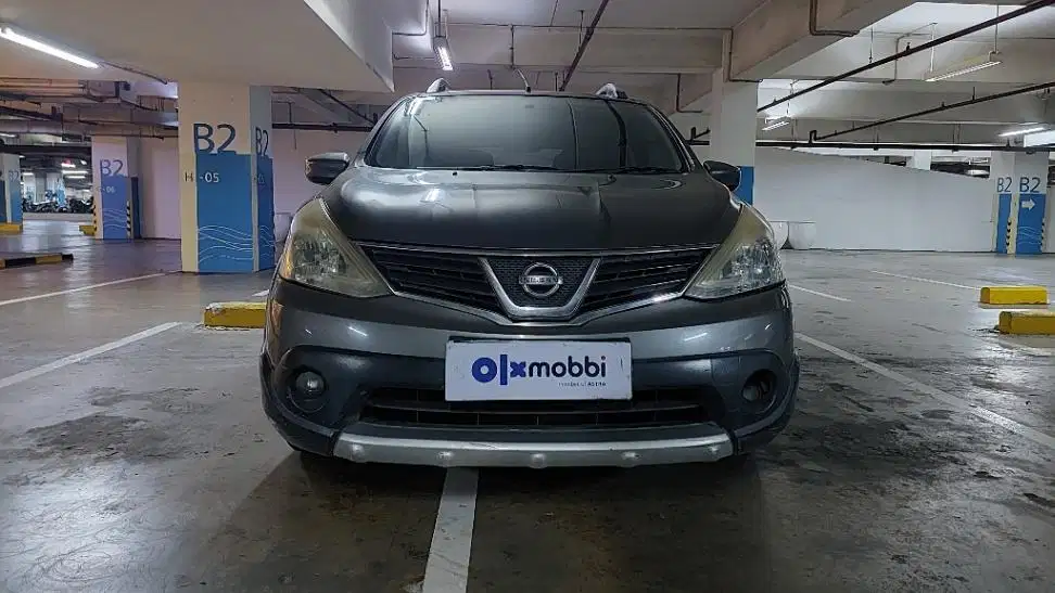 DP MURAH Nissan Livina 1.5 X-Gear Bensin-AT 2013 Abu CSGND
