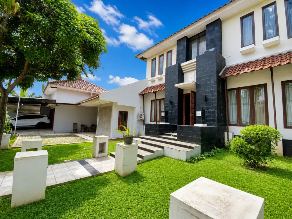 Dijual Rumah Luas 565 di Jalan Bukit Cinere Raya Halaman Luas Dekat Tol Brigif