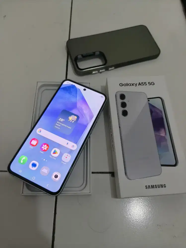 Samsung A55 5G 8/256 GB
Fullset Mulus Nomines
