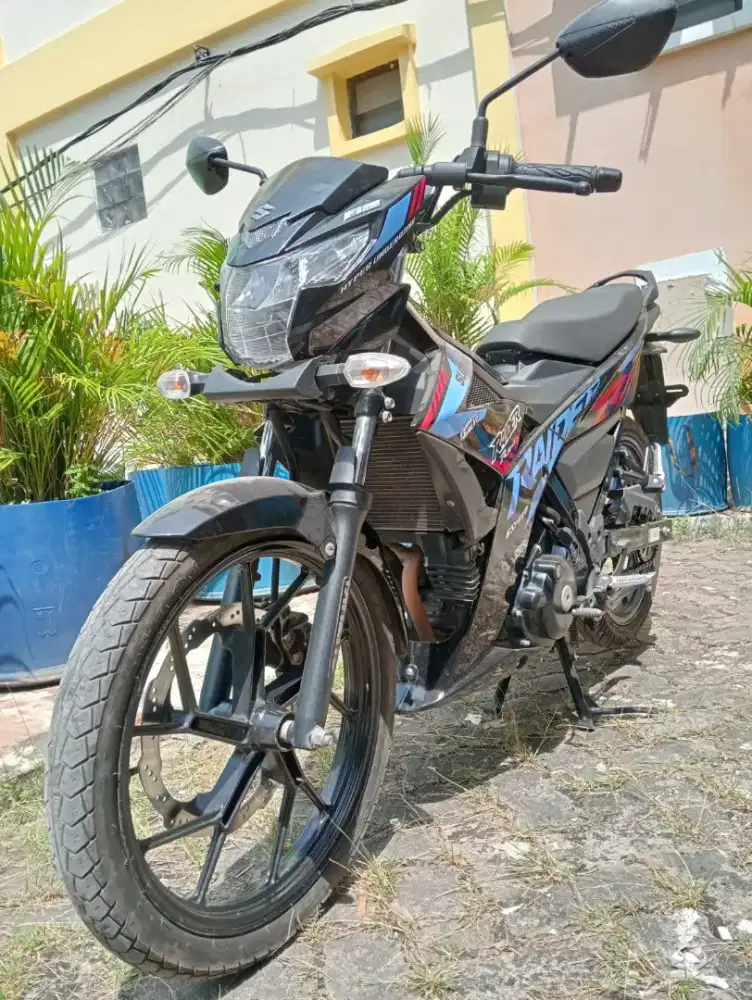 Dijual Cash / Kredit Suzuki Satria 150 Tahun 2025 Km Rendah