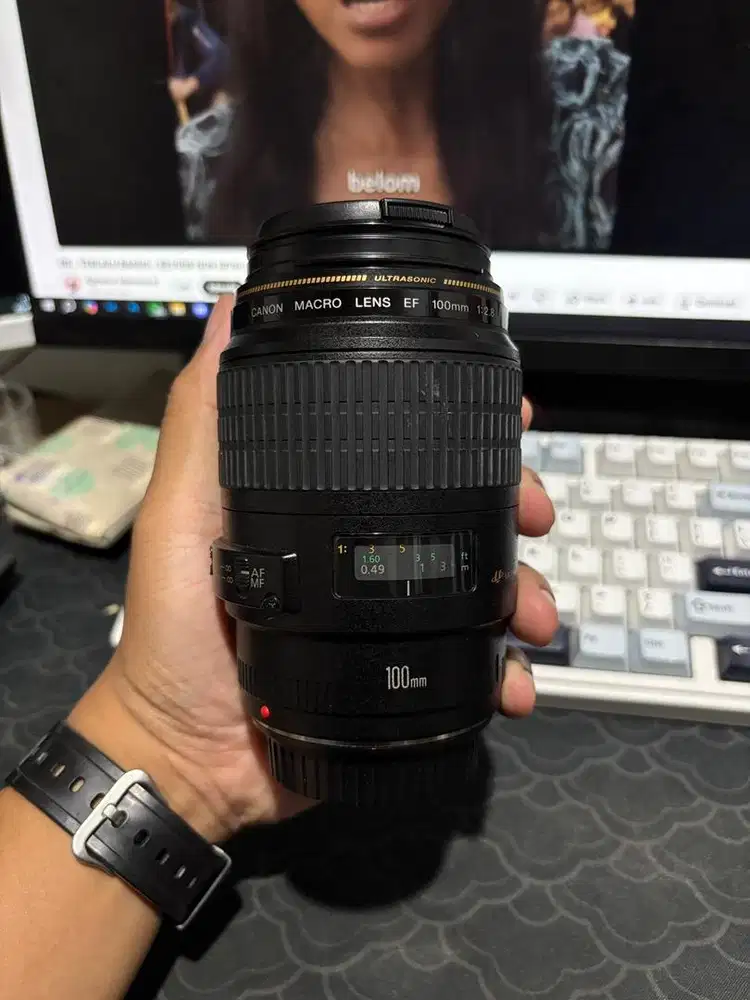 Lensa Canon 100mm Macro F2.8 USM