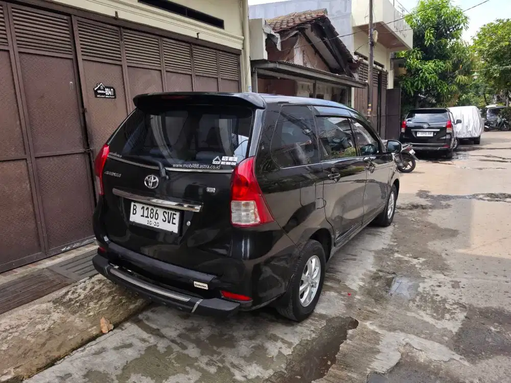 Toyota Avanza Avansa G Manual MT Tahun 2012 Hitam , 2013