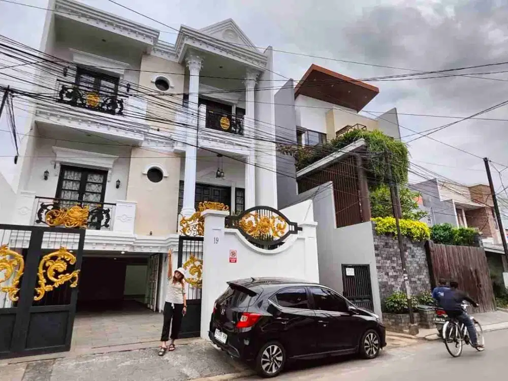JUAL CEPAT RUMAH MEWAH DI KEBON JERUK JAKARTA BARAT