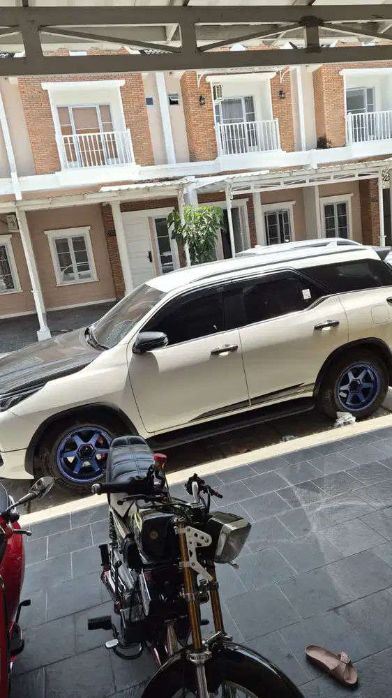 Toyota Fortuner 2023 Diesel