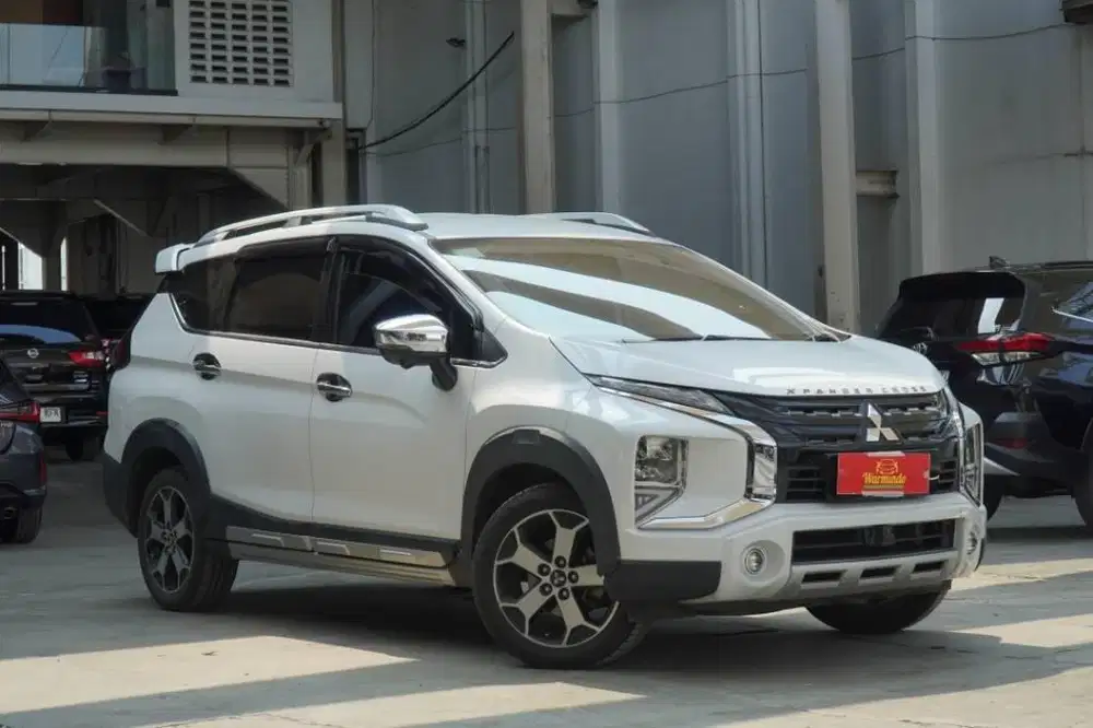 Mitsubishi Xpander Cross Premium Package matic AT CVT 2021 Putih