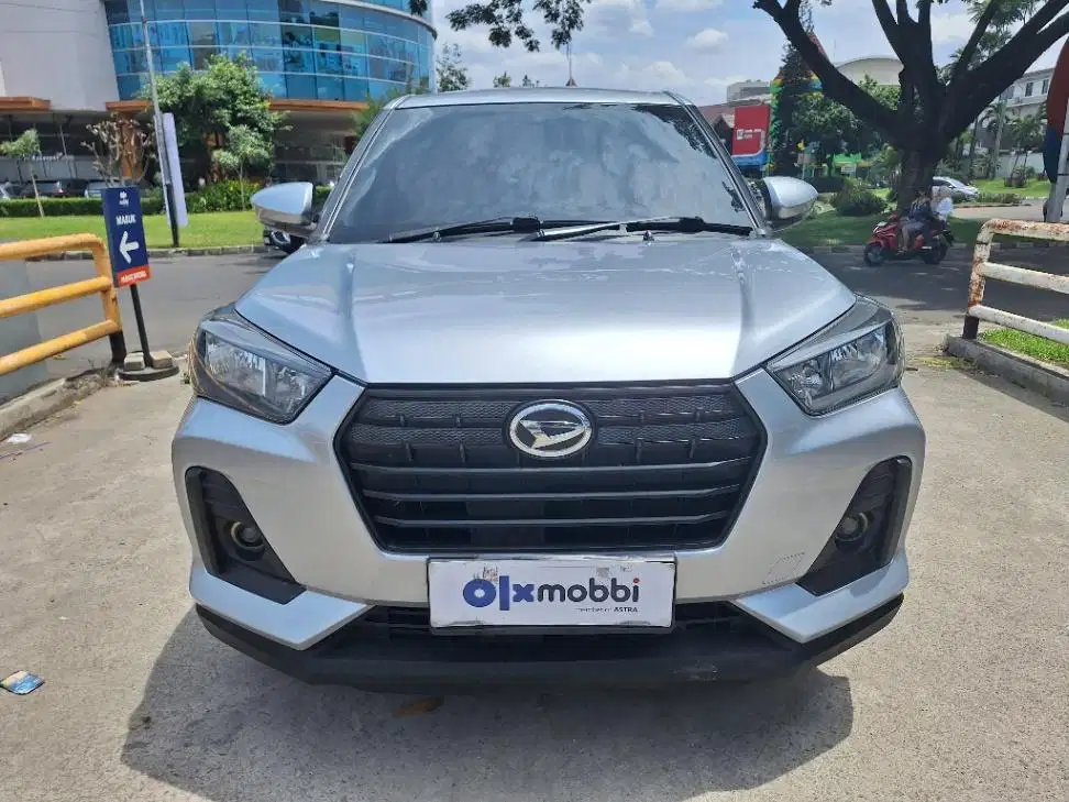 DP MURAH Daihatsu Rocky 1.2 M Bensin-MT 2022 Silver C6WRR