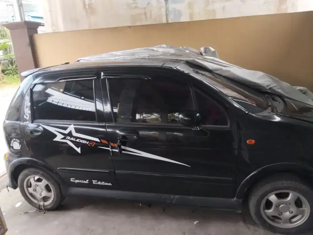 Dijual mobil cherry qq warna hitam msh bagus