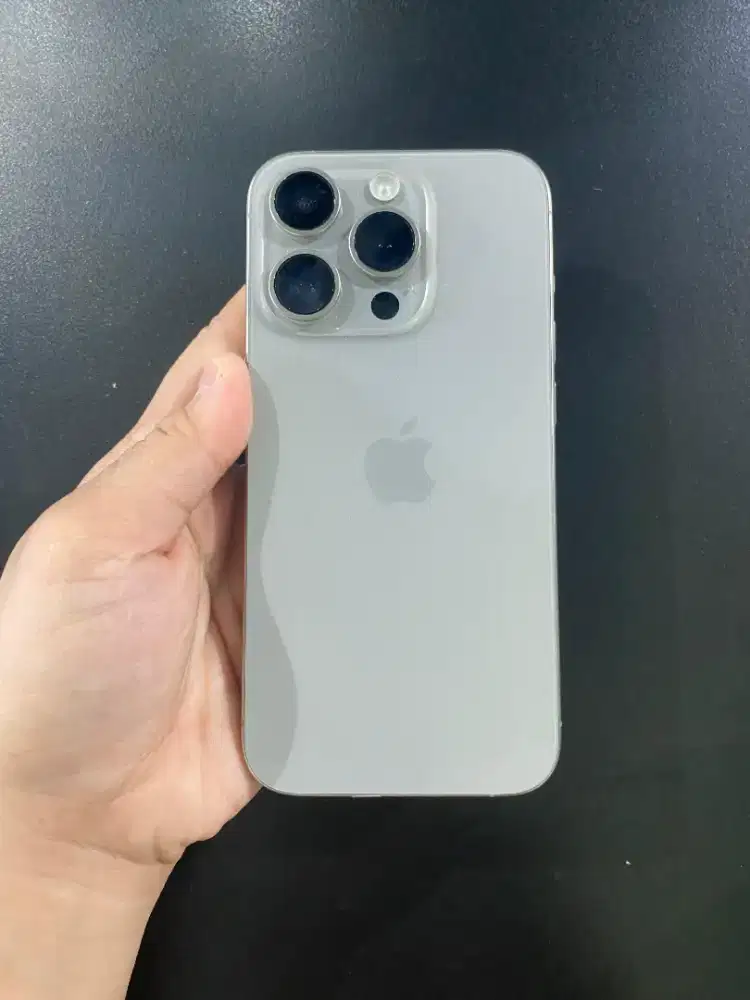 iPhone 15 Pro Resmi 128 GB Natural