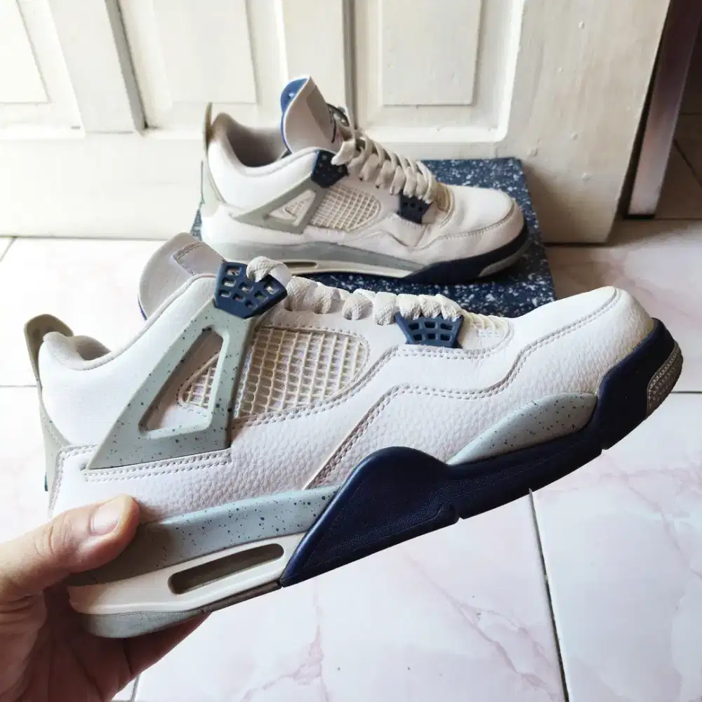 Sepatu Jordan Retro Size 42
