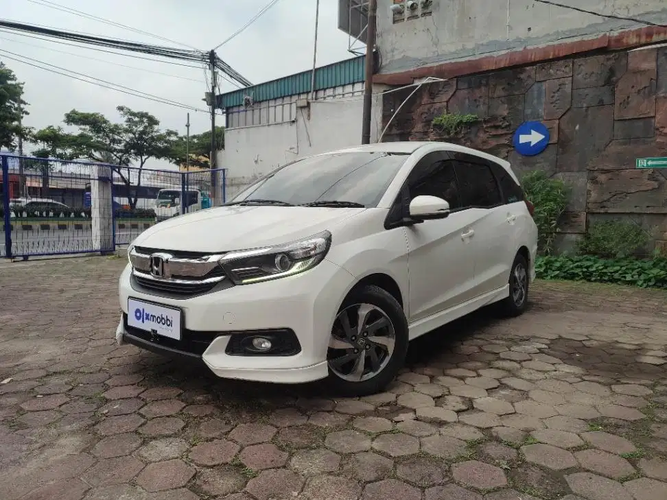 DP MURAH Honda Mobilio 1.5 E Bensin-AT 2019 Putih CAIJD