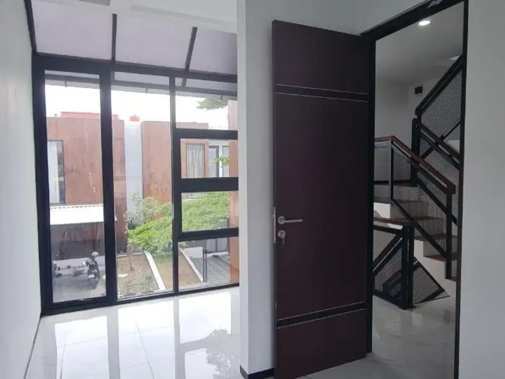 DIJUAL RUMAH 3 LANTAI DALAM CLUSTER DI ANTAPANI BANDUNG
